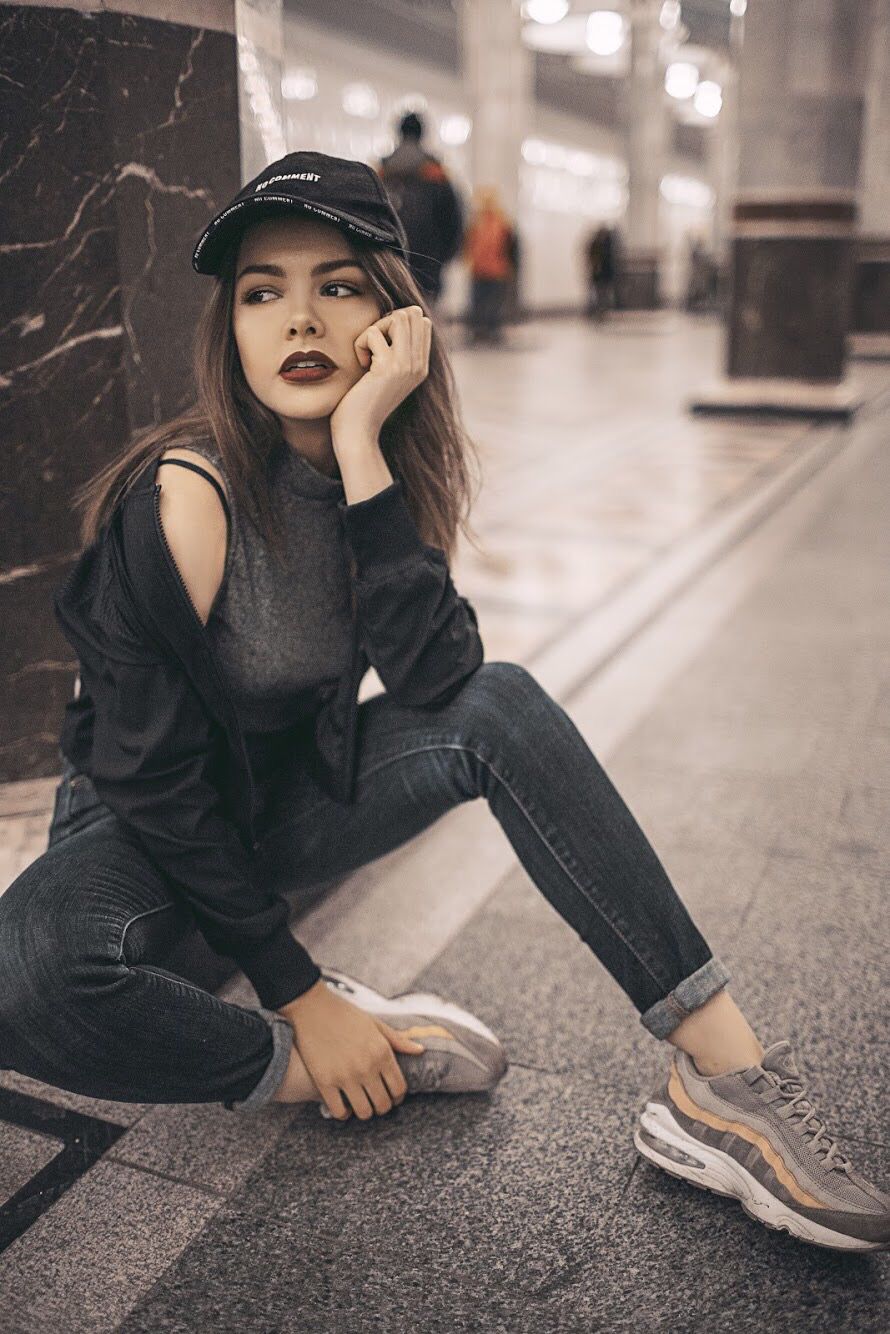 Sassy girls in Ezhou