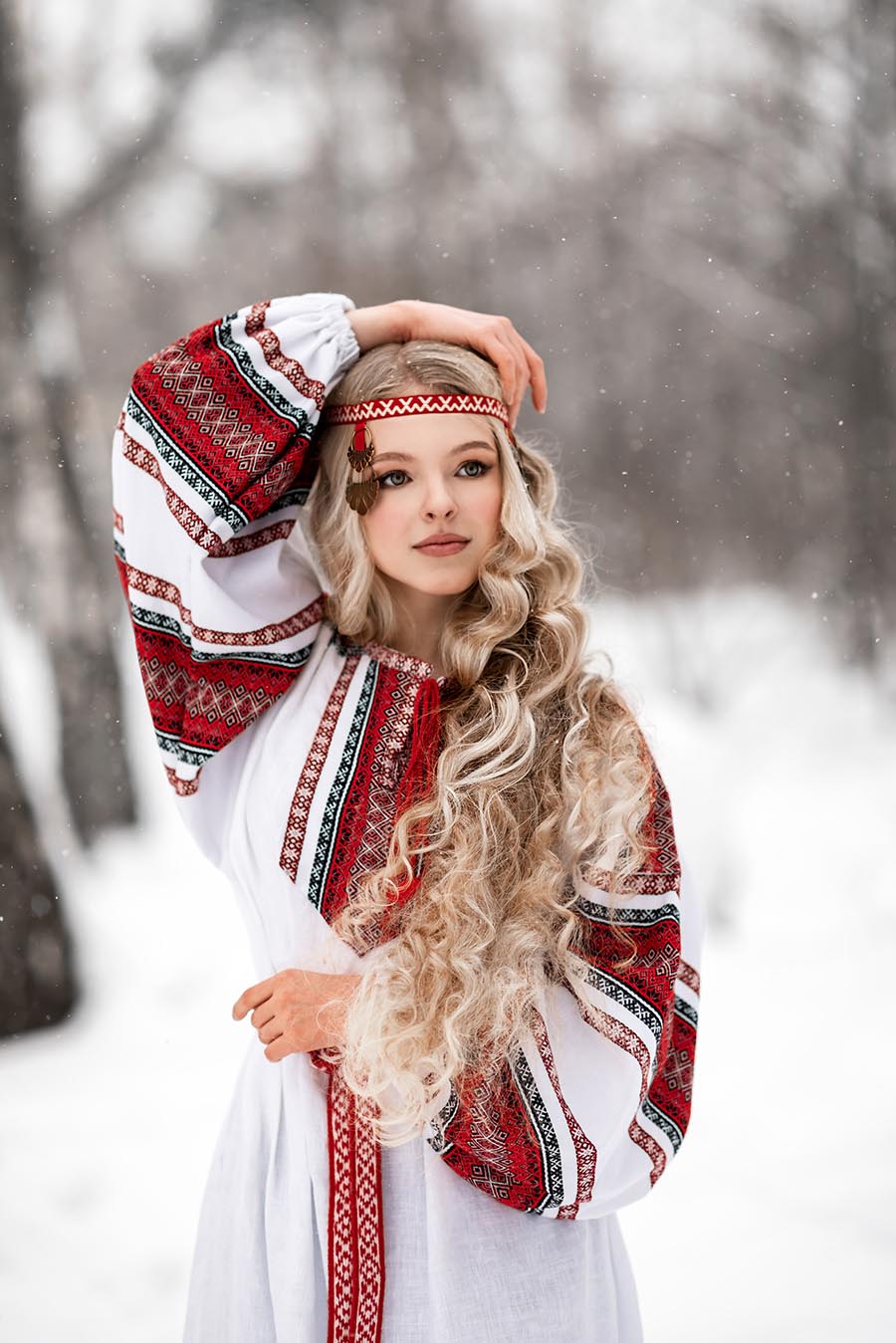 Slavic girls in Ezhou