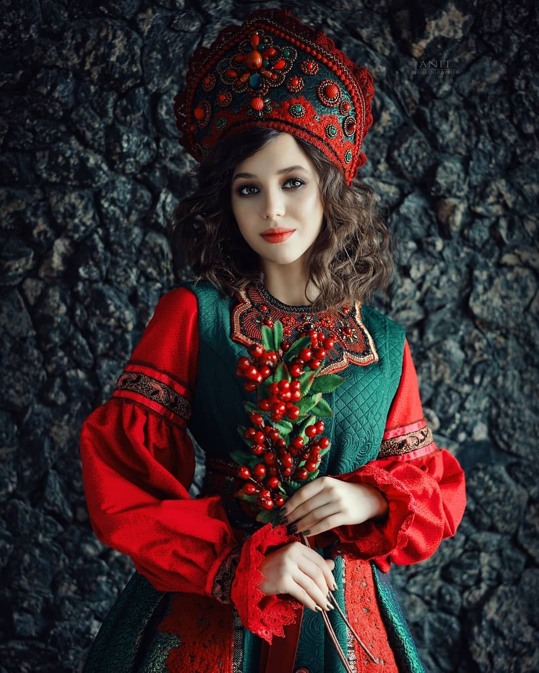 Nude girl Women in Slavic costumes in Ezhou