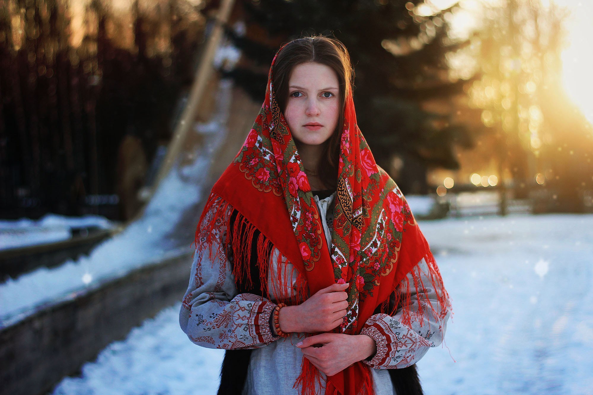 Girls in Slavic costumes in Ezhou