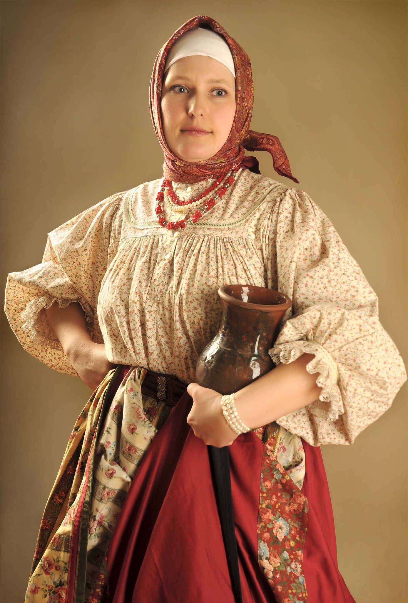 Girls in Slavic costumes in Ezhou